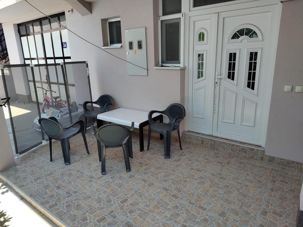 Apartman Anastasija Surčin Buitenkant foto