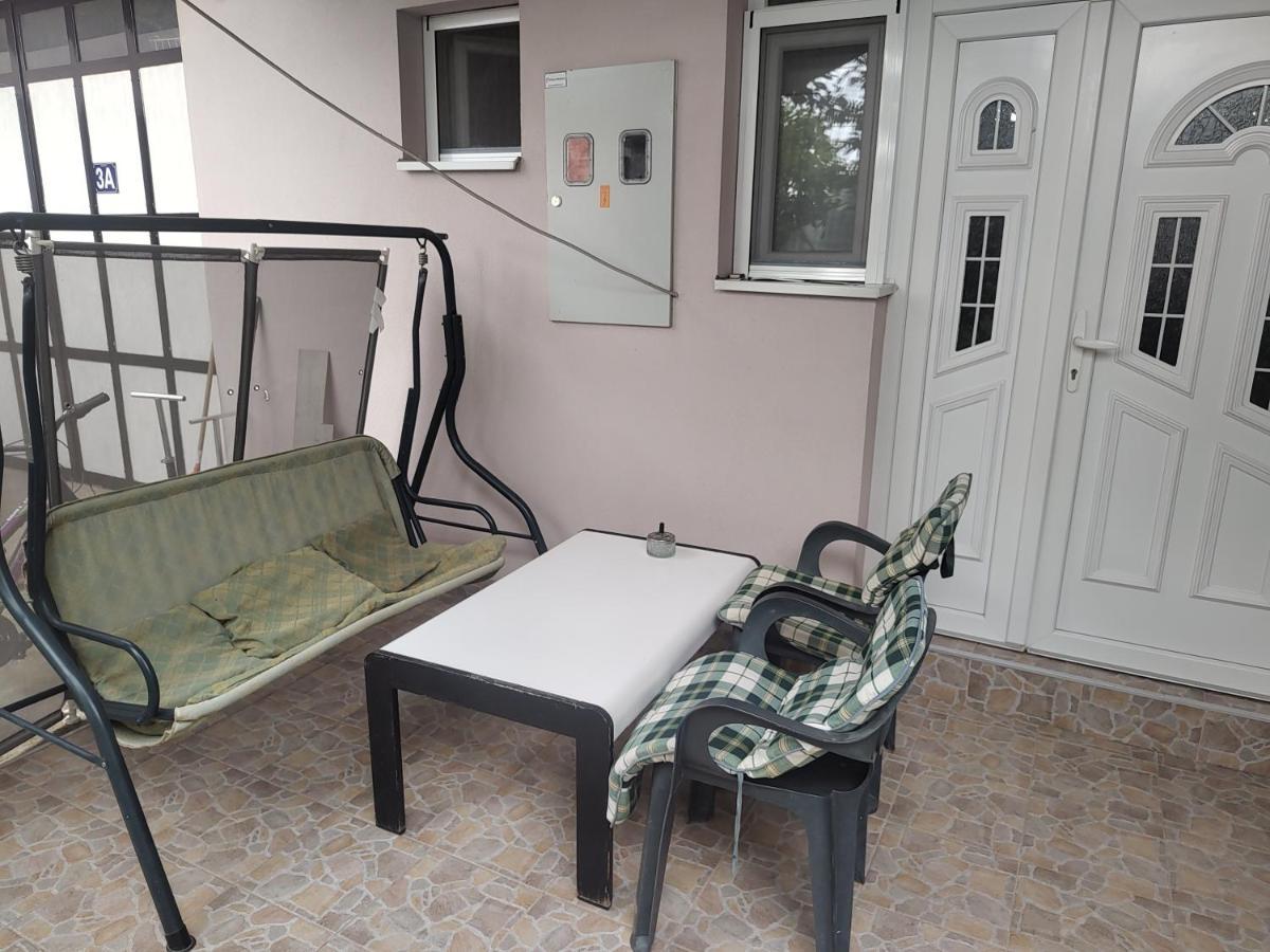 Apartman Anastasija Surčin Buitenkant foto